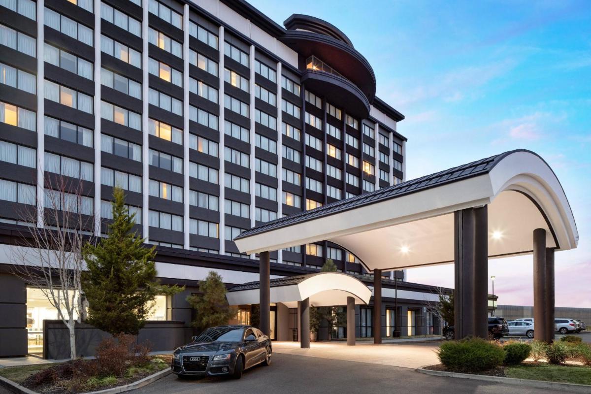 Courtyard by Marriott Denver Cherry Creek - Housity