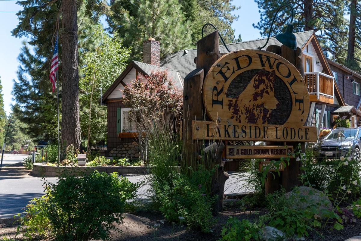 Red Wolf Lakeside Lodge - Housity