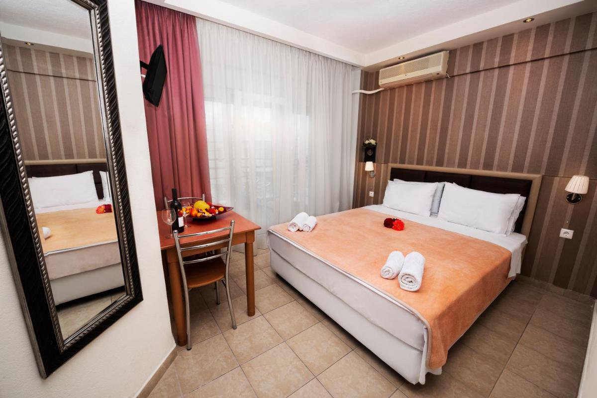 Apartments Eleni 4 Seasons - Housity