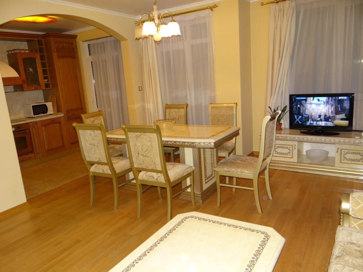 Luxury Versailles Apartments Center Opera - Housity