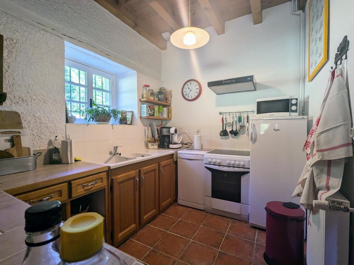 Gîte Nature au Chambon-sur-Lignon: Terrasse, Wifi, Proche Activités et Commerces - FR-1-582-137 - Housity