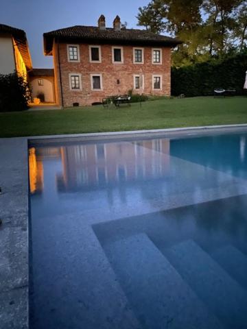 B&B Cascina Gaione Via Gallina,18b 12052 Neive cn - Housity
