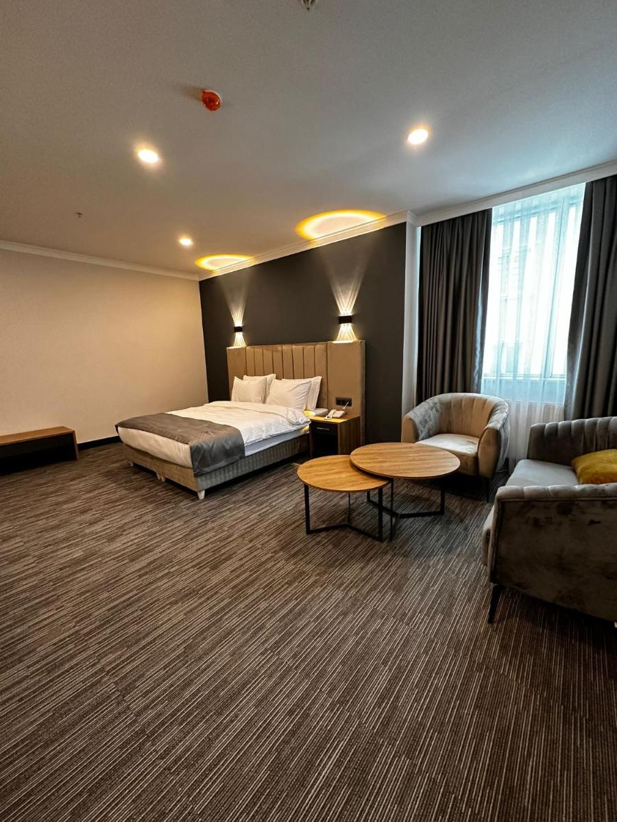 HOME PLUS Hotel - Housity
