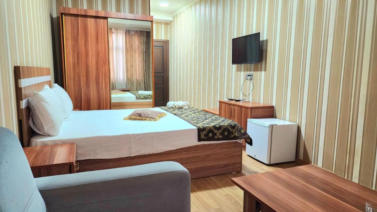 Aris Hotel & Restaurant - Hizvo