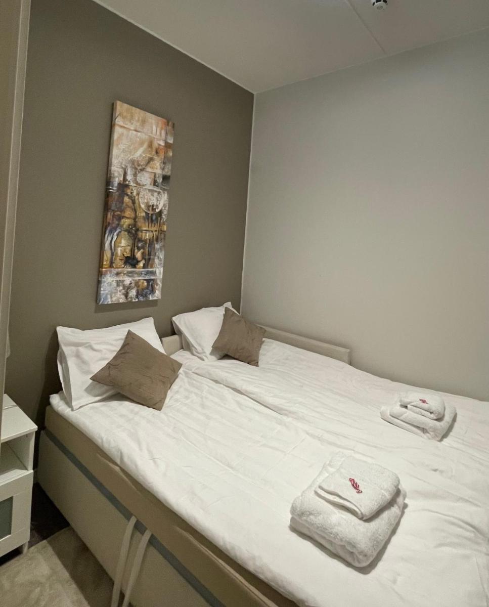 Spa Hotel RED - Housity
