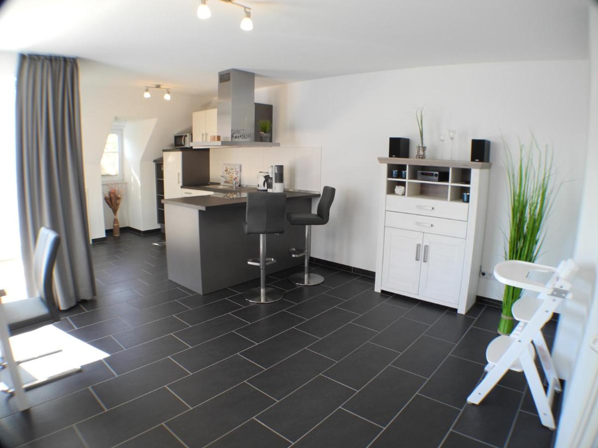 Wolkenlos 10 - a69828 - Housity