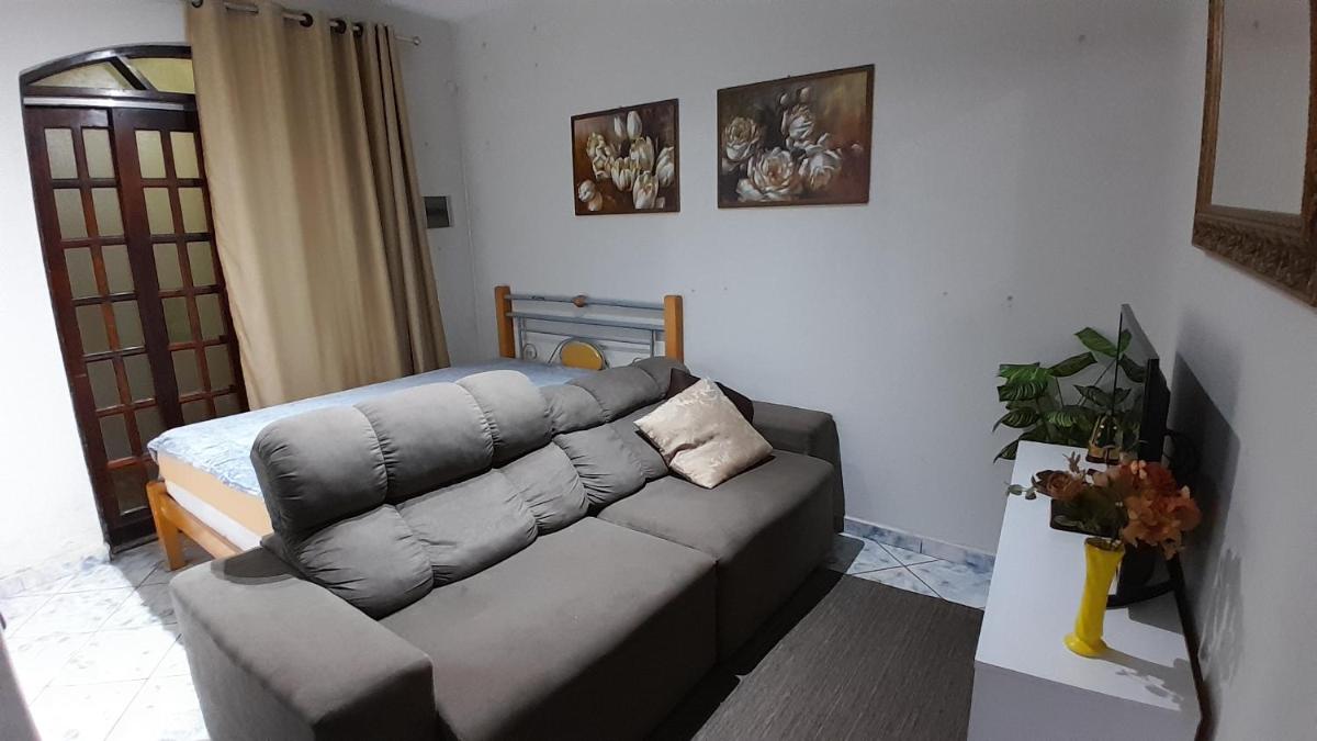 Casa para 9P com escada sem garagem - Housity