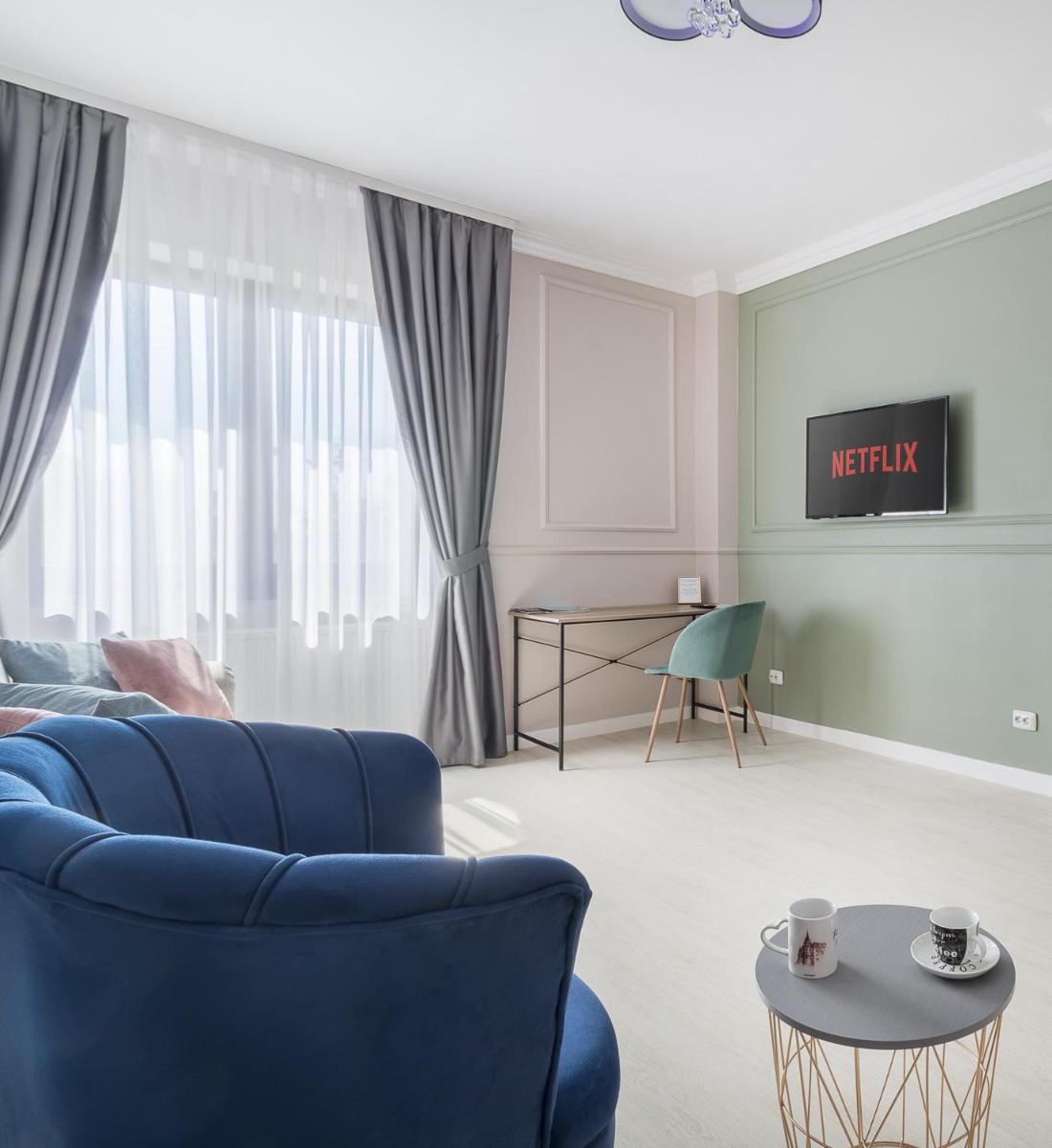 Moonlight Central Apartments - Housity