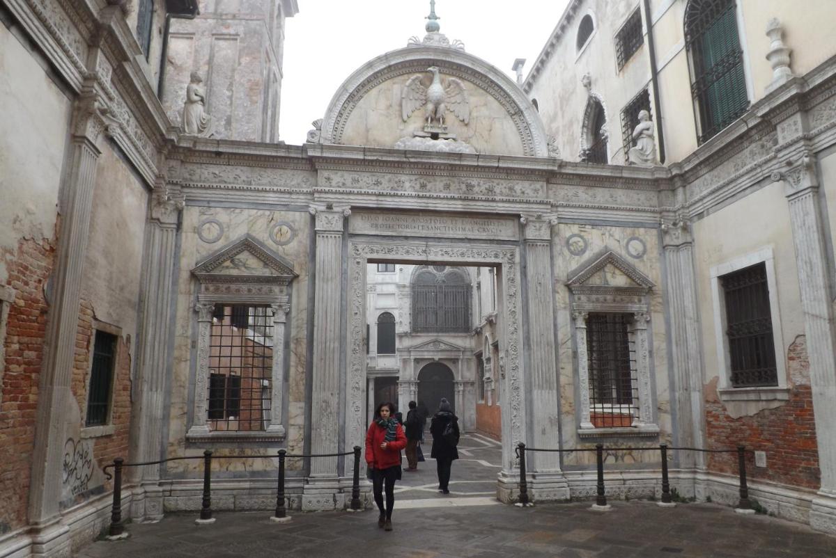 Venice House - Housity