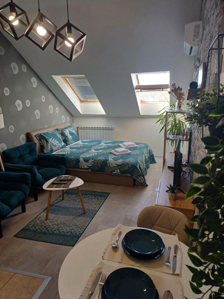 Apartment Centrum - Free private parking - Hizvo