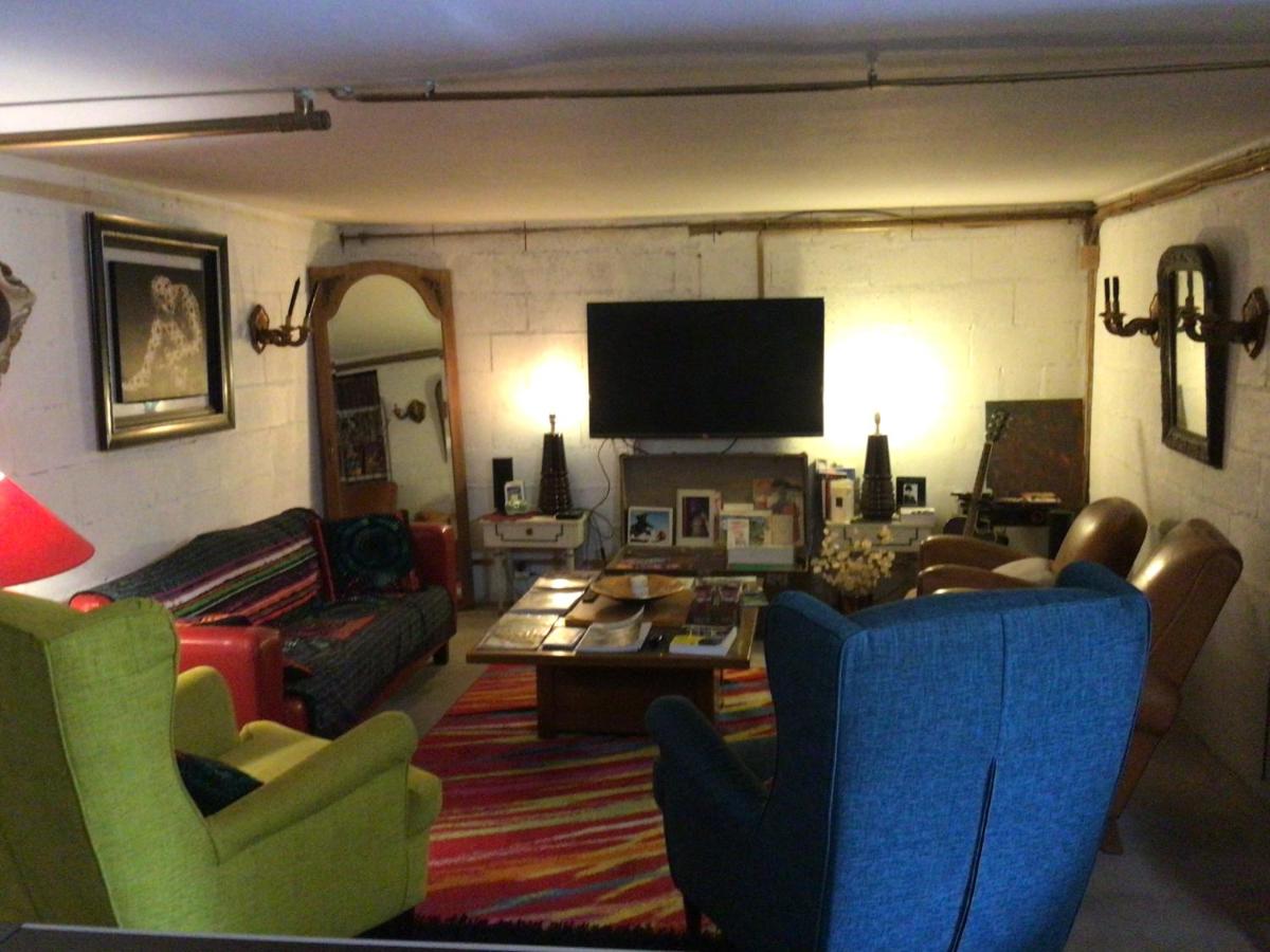 La Parenthèse - Housity