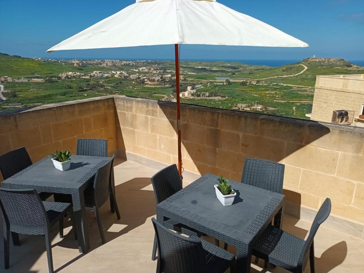 Ta Wigi Farmhouse - Housity