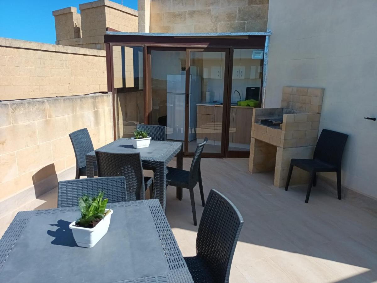 Ta Wigi Farmhouse - Housity