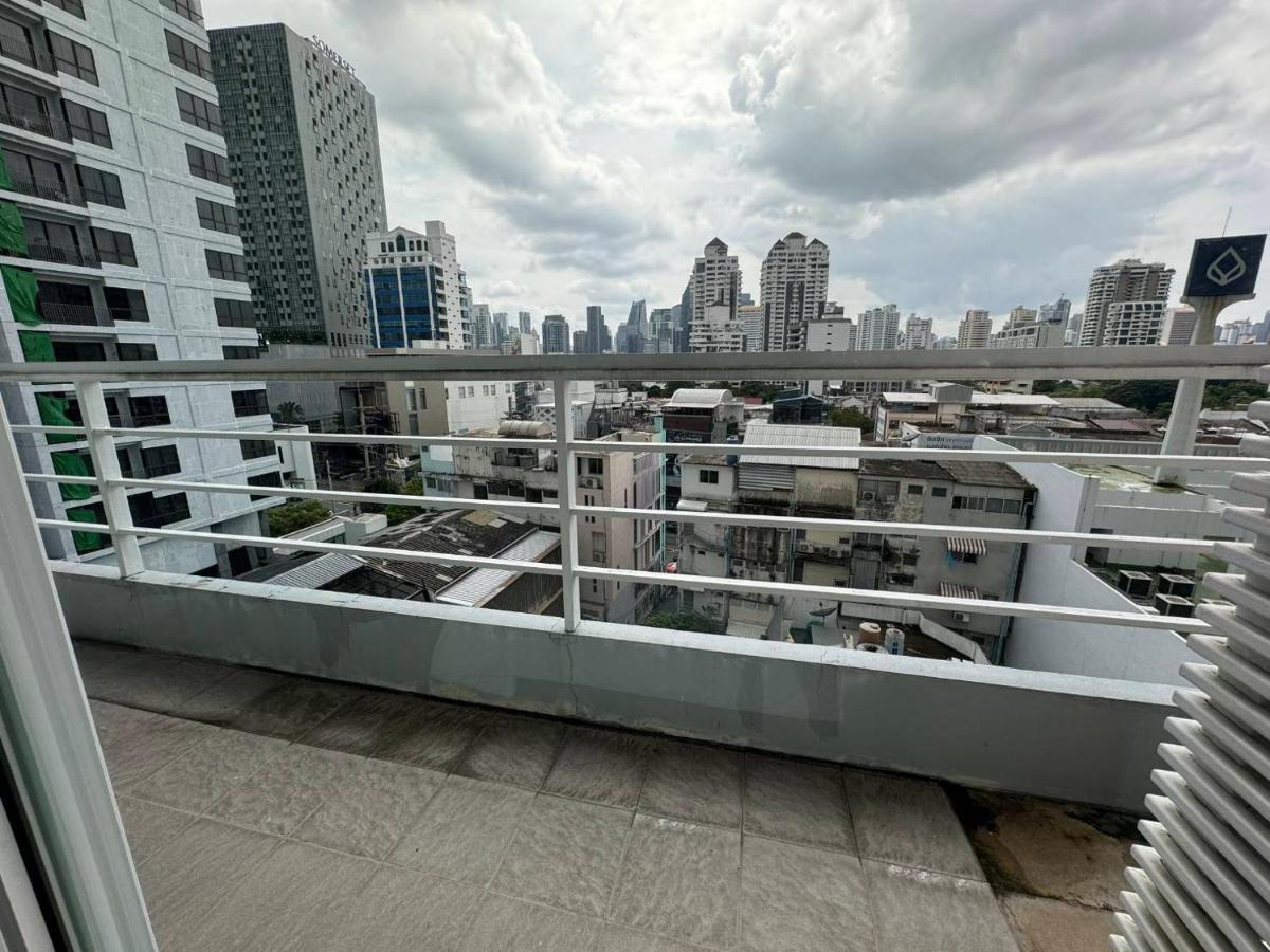 J Residence Thonglor 8 - Housity