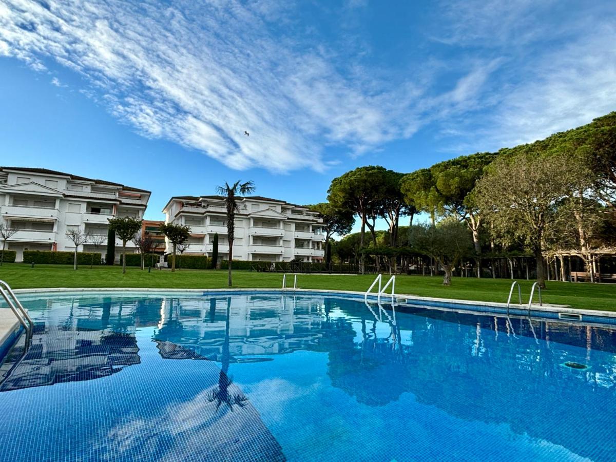 Apartamentos Plus Costa Brava Pals - Housity