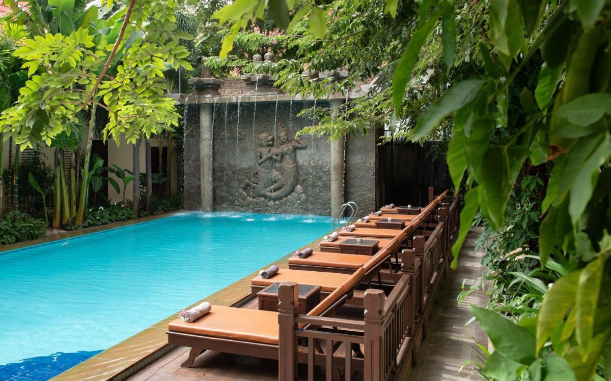 The Elephant - Housity