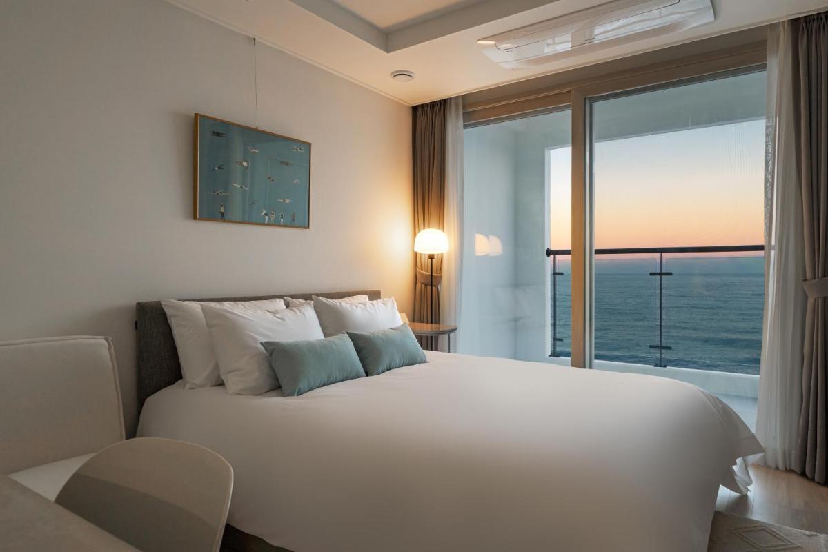 Urbanstay Sokcho Deungdae Beach - Housity