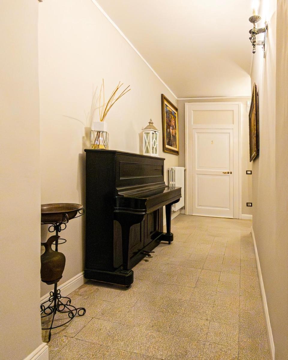 Menhir Rooms - Housity