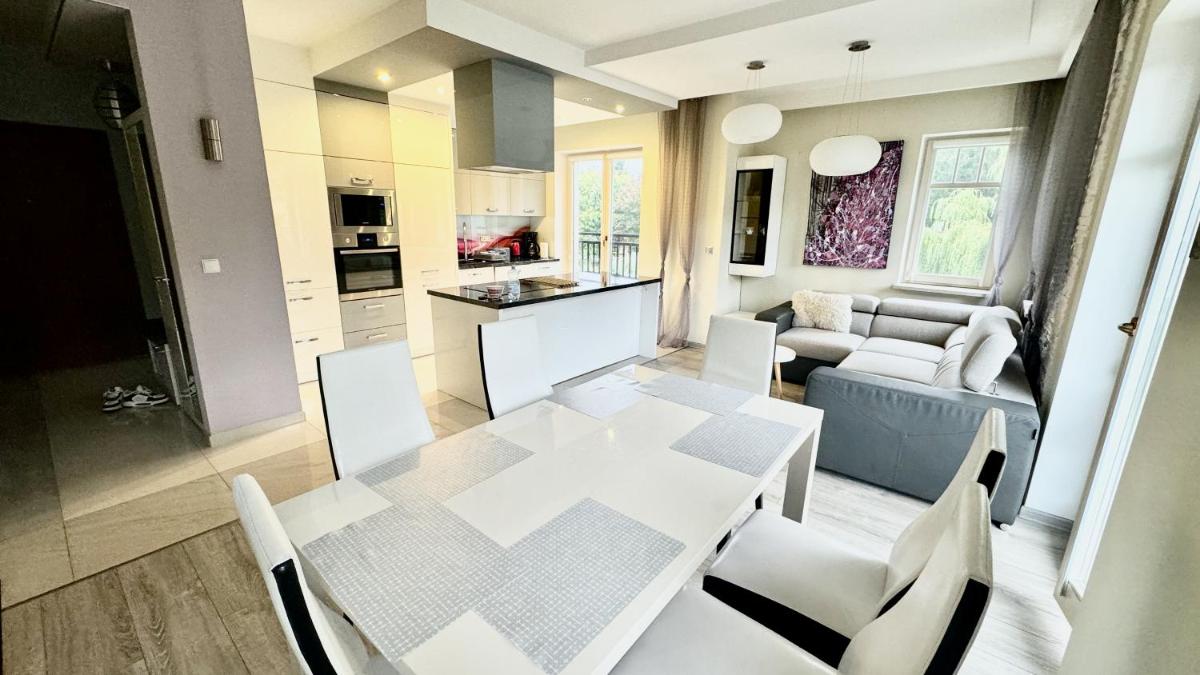 Polanica Luxury Apartment - Bliżej Zdroju - Housity