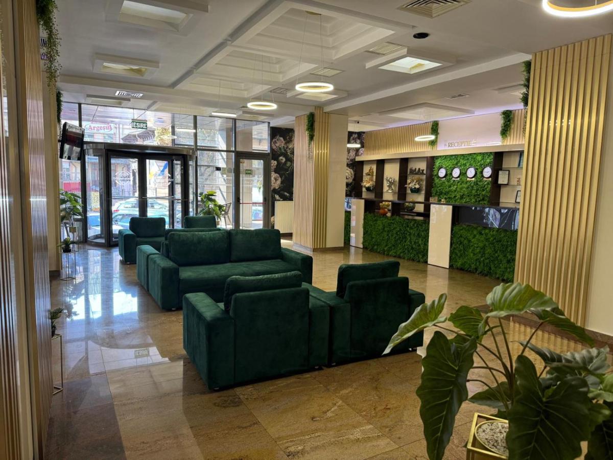 Hotel Yaky Center - Housity