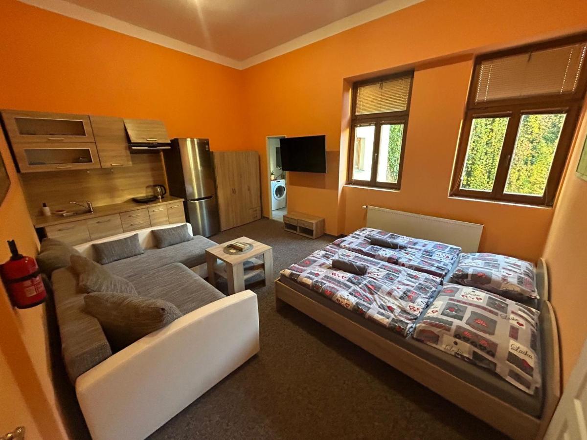 Thermal Apartments - Housity