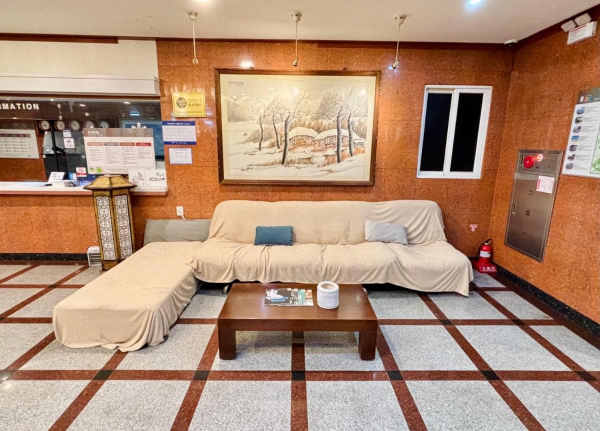 Hotel Lisa - Housity