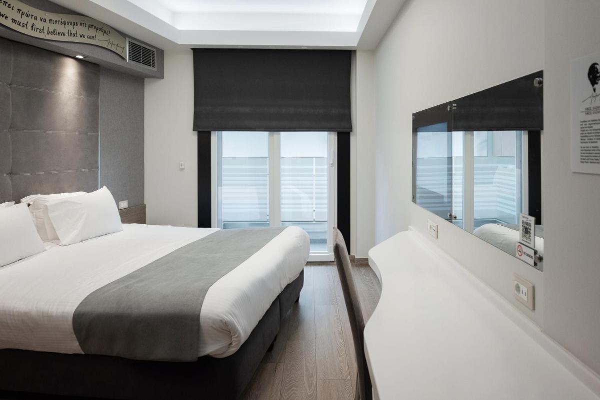 Kastro Hotel - Housity