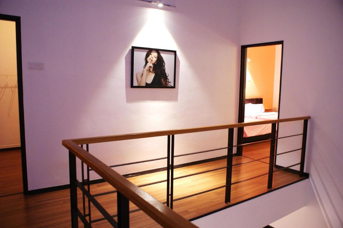 Shamrock Seaview 11 Villa - Housity
