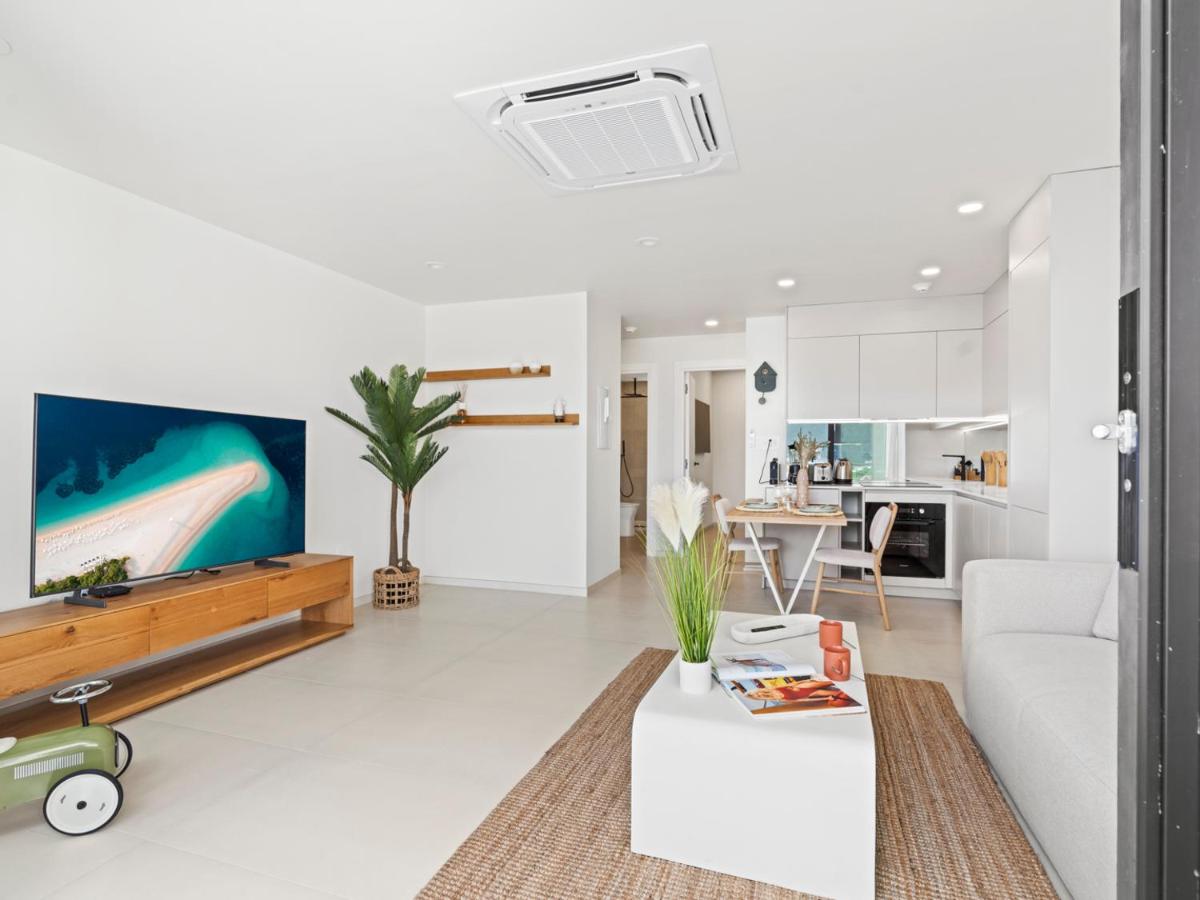 The Hills Residence - Housity