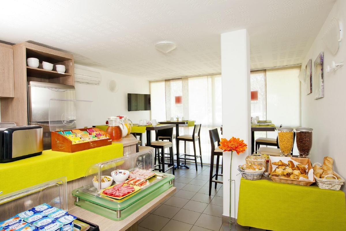 Apparthotel Séjours & Affaires Manosque - Housity