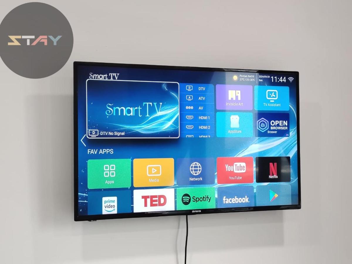 Almas Cozy Studio Escape Netflix 100mbps BySTAY - Housity