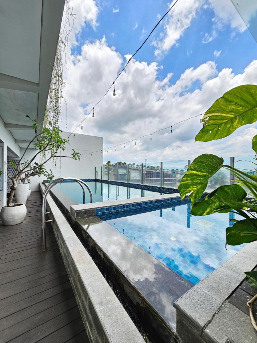 Hotel Fortunagrande Jember By Fosia Hotels - Hizvo