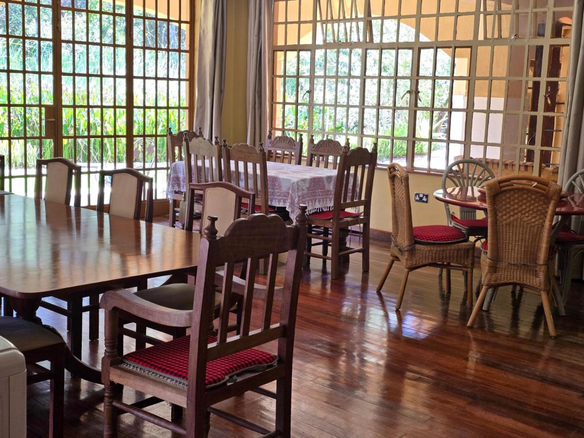 Spurwing Guest House - Housity