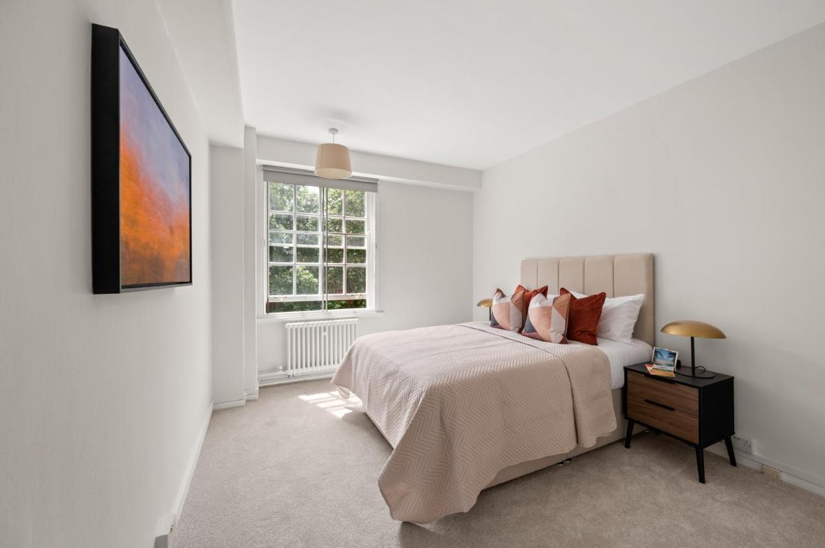 Dolphin House Serviced Apartments - Housity