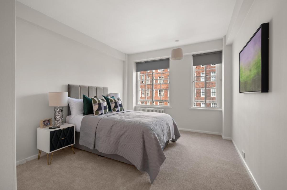 Dolphin House Serviced Apartments - Housity