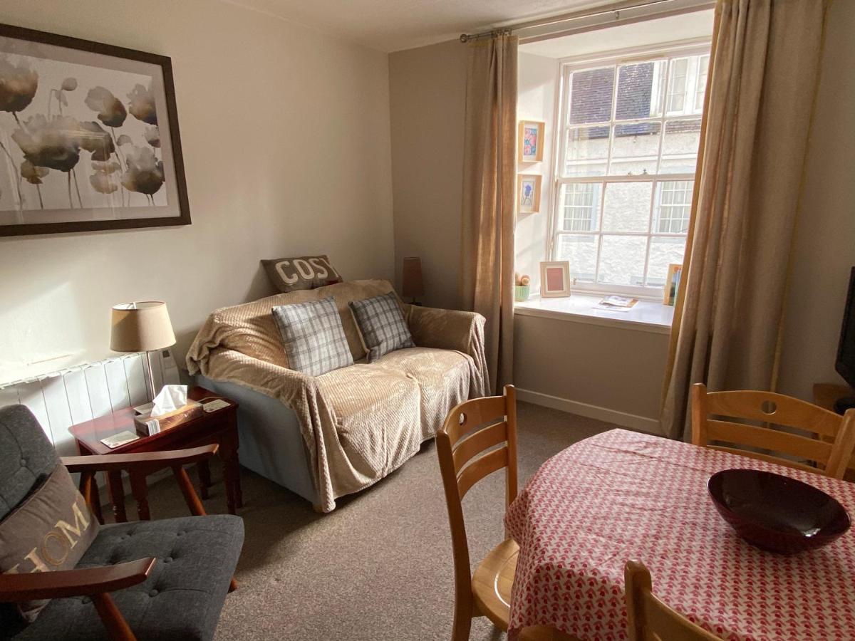 Cosy Central Apartment in Historic Dunkeld - Housity