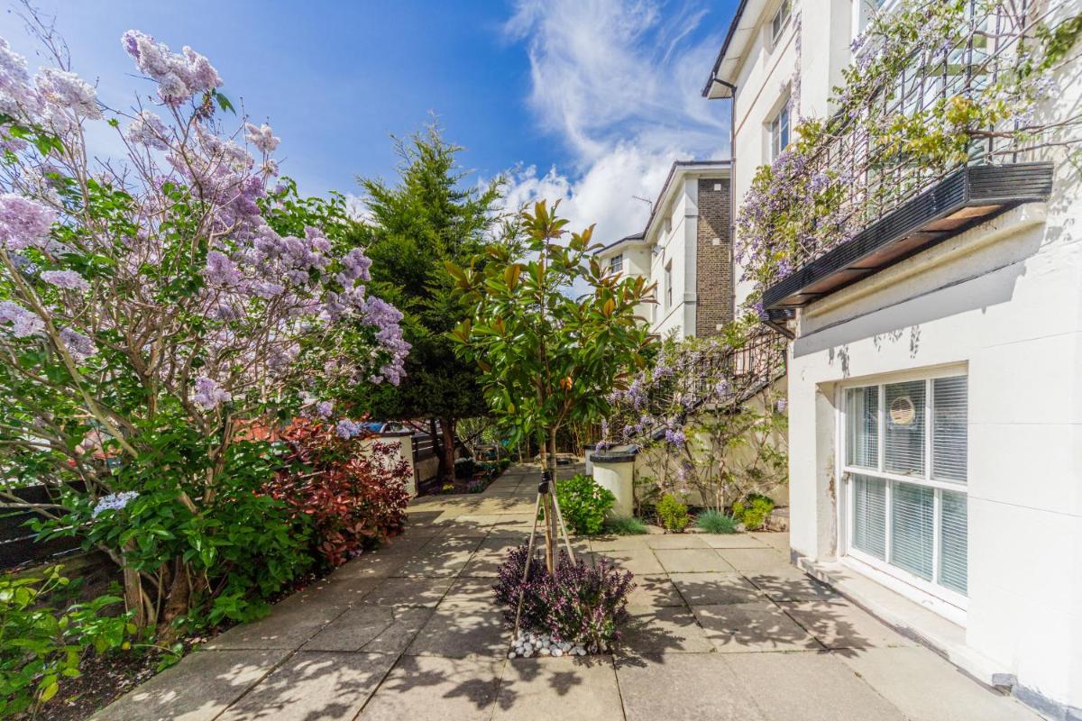 Primrose Boutique Home - Housity