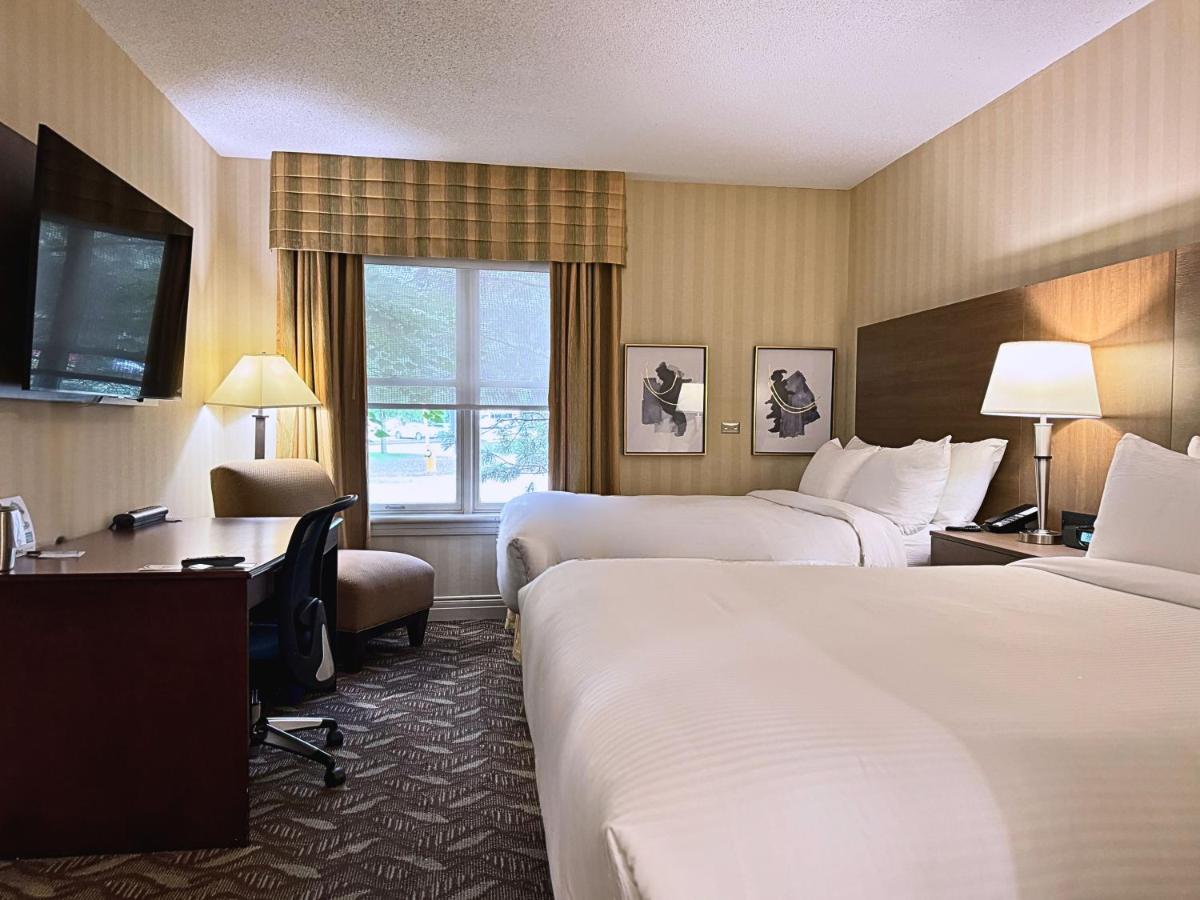 Ivey Spencer Leadership Centre - Housity