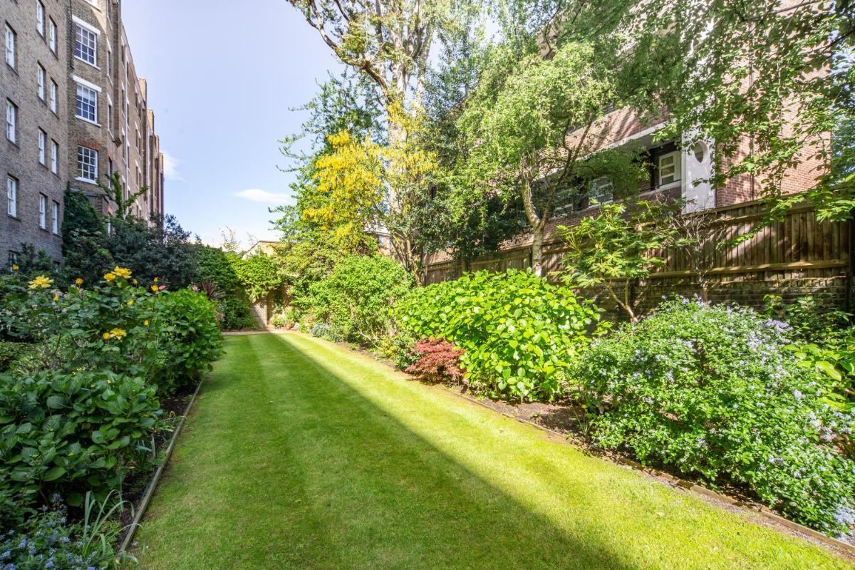 Pelham Court Apartments - Housity