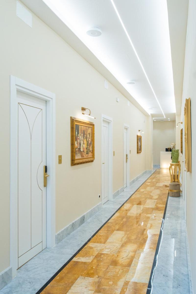 Correnti Boutique Hotel Gold - Housity