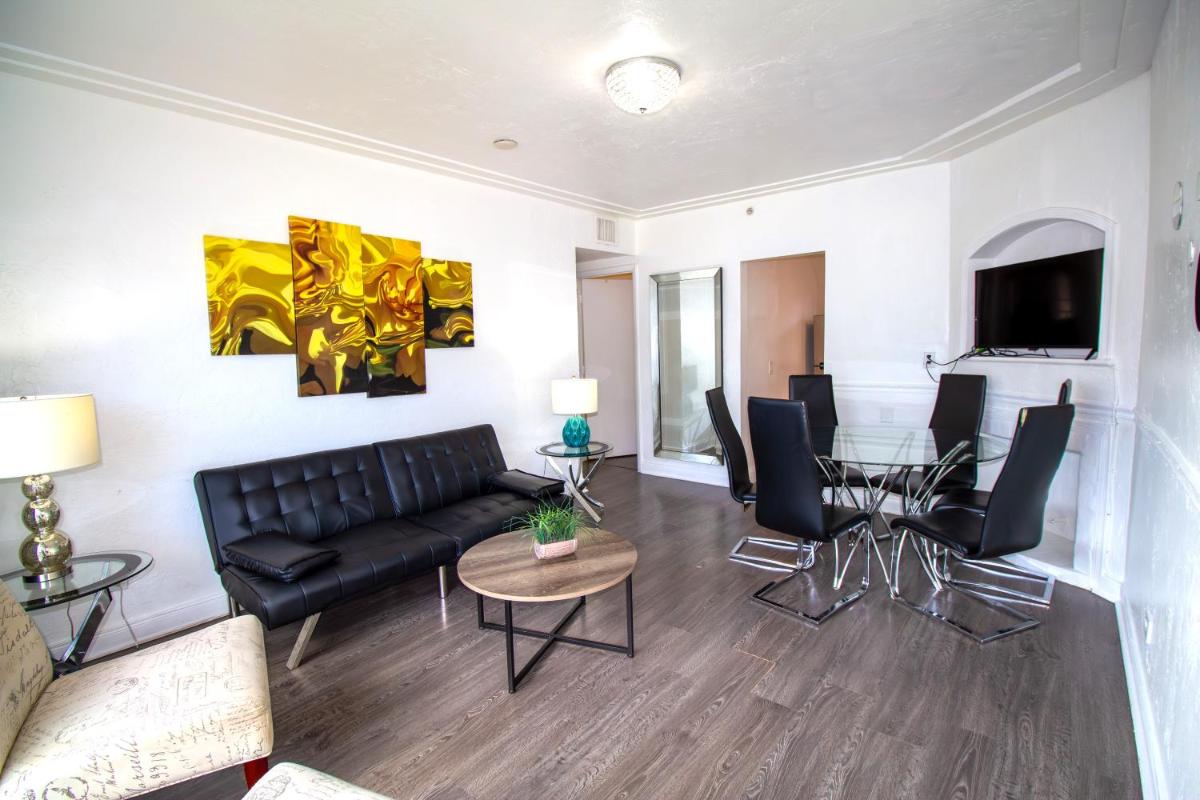 Courtyard Apartments by Royal Stays - Housity