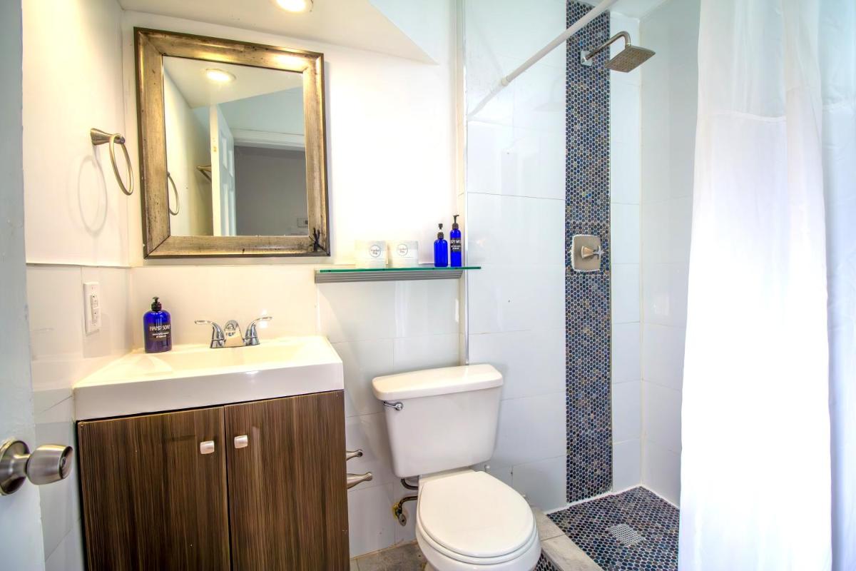Courtyard Apartments by Royal Stays - Housity