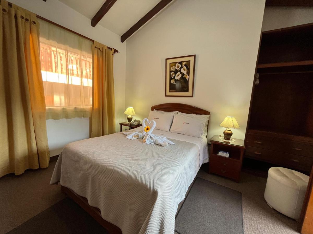 El Cumbe Inn - Housity