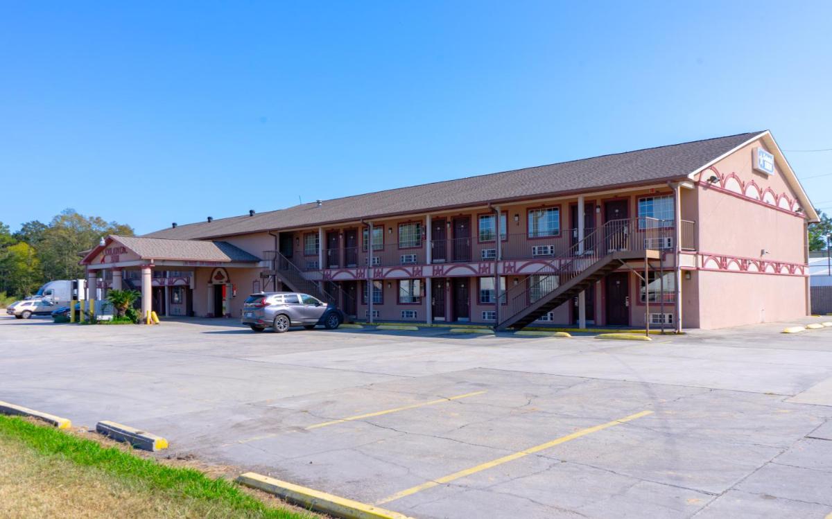Colonial Inn Hammond - Housity