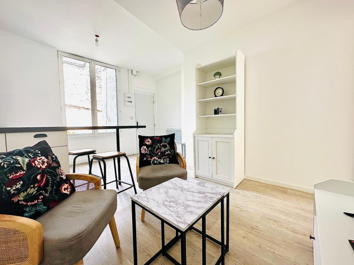 Studio Charme en plein Centre-Ville Wifi et Parking - Housity