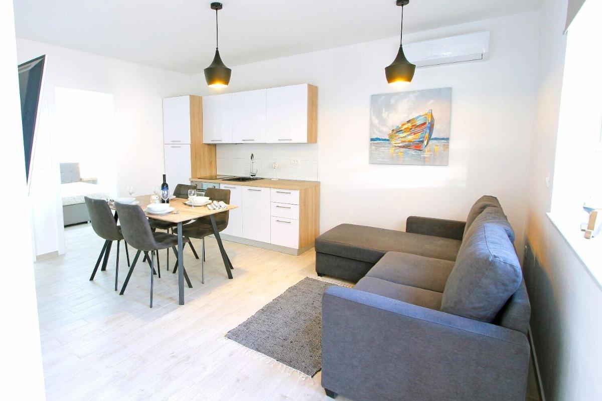 Apartments Oasis - Housity