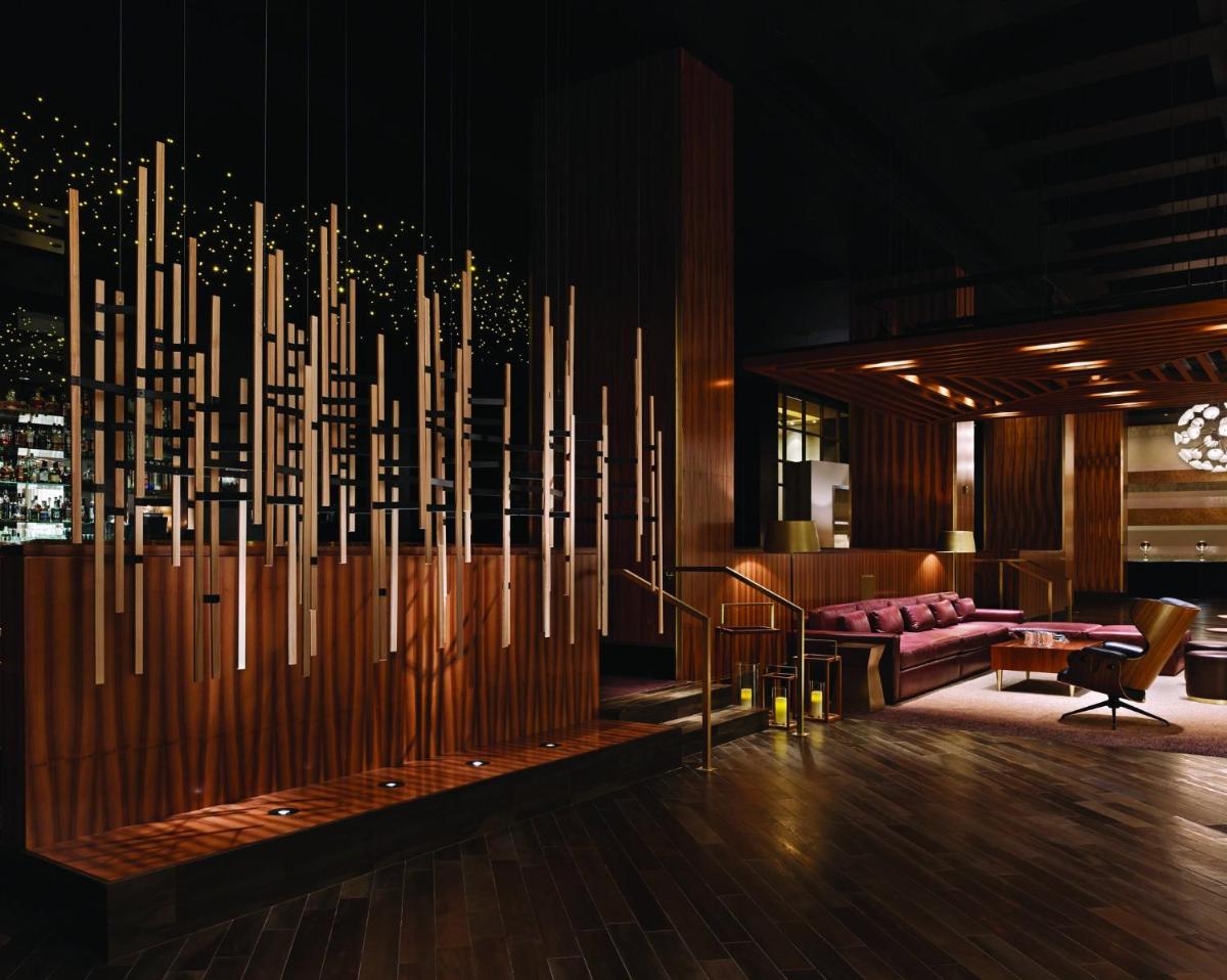 W Las Vegas - Housity