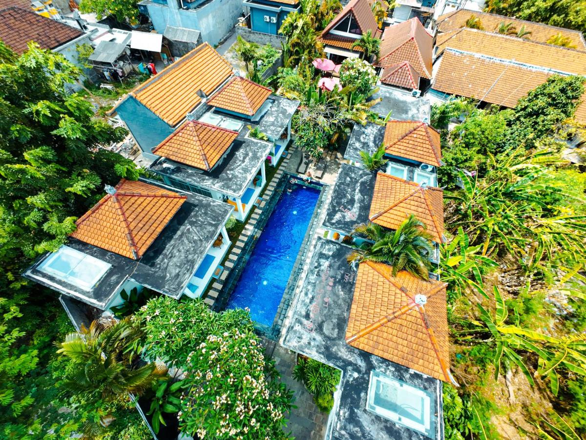 Bali Stuti Jimbaran Inn - Housity