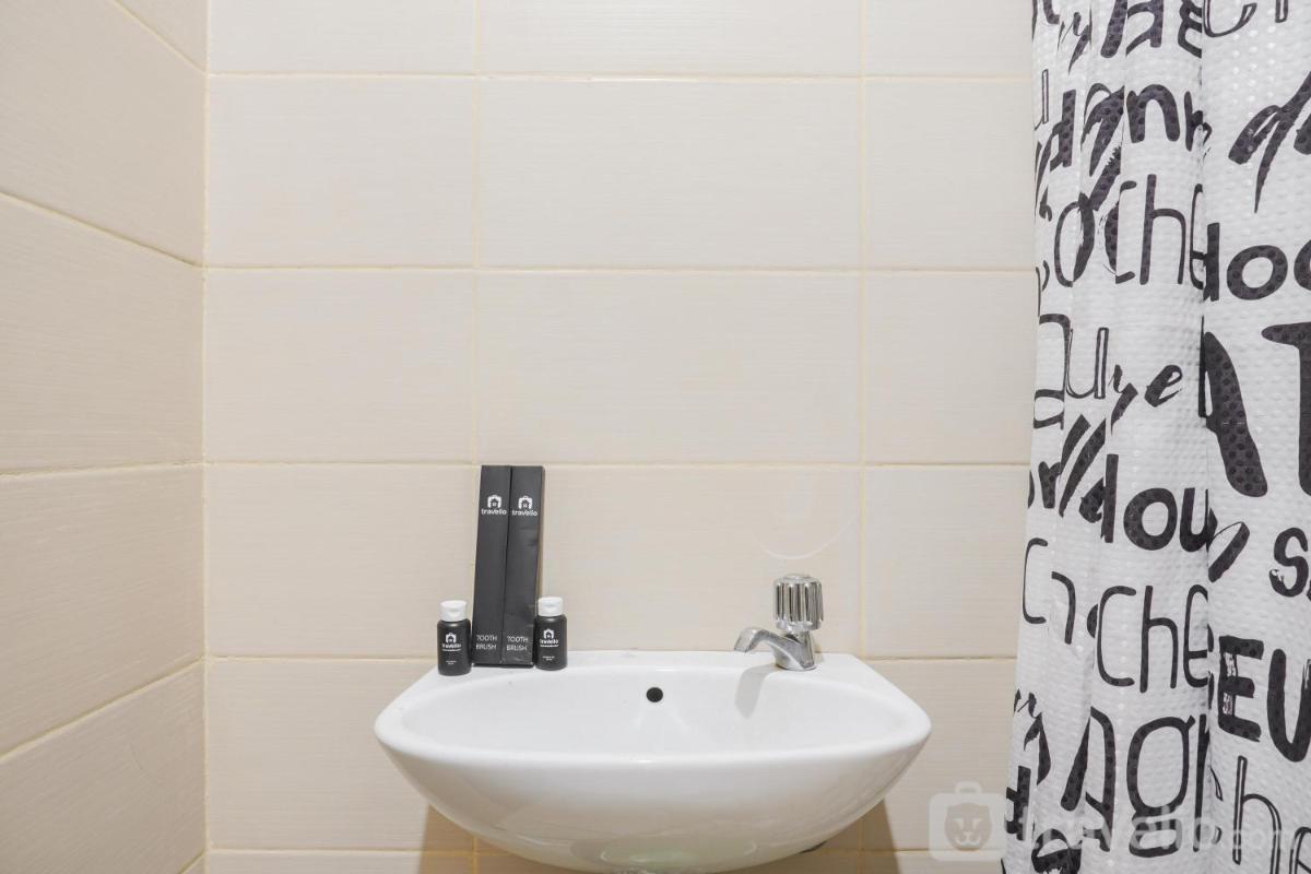 Stunning Studio Apartment at Belmont Residence Puri By Travelio - Housity