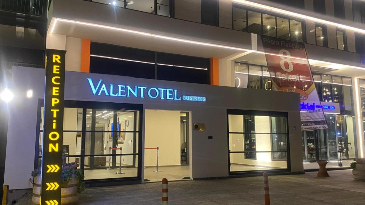 VALENT OTEL BUSINESS - Housity